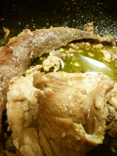 マグロのあらのアヒージョ-レシピのメイン写真