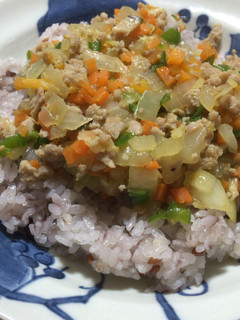 簡単!野菜たっぷりマグロのガパオライス-レシピのメイン写真
