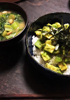 いくらでも食えるアボカド丼-レシピのメイン写真