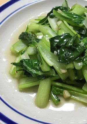 シンプルおいしい 小松菜のにんにく炒め-レシピのメイン写真