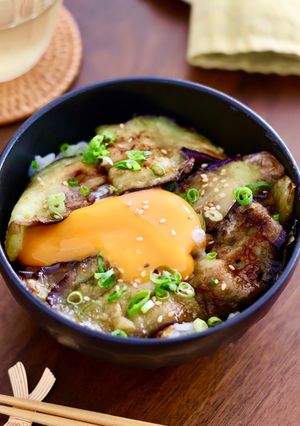 簡単!なすの甘辛バター丼-レシピのメイン写真