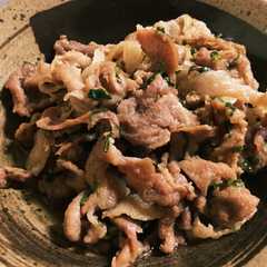 รูปของ 煮るだけ・簡単☆ 豚丼