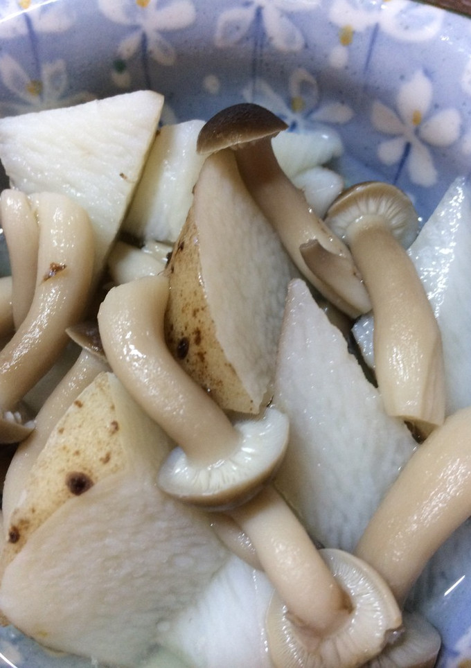 山芋としめじの煮物-レシピのメイン写真