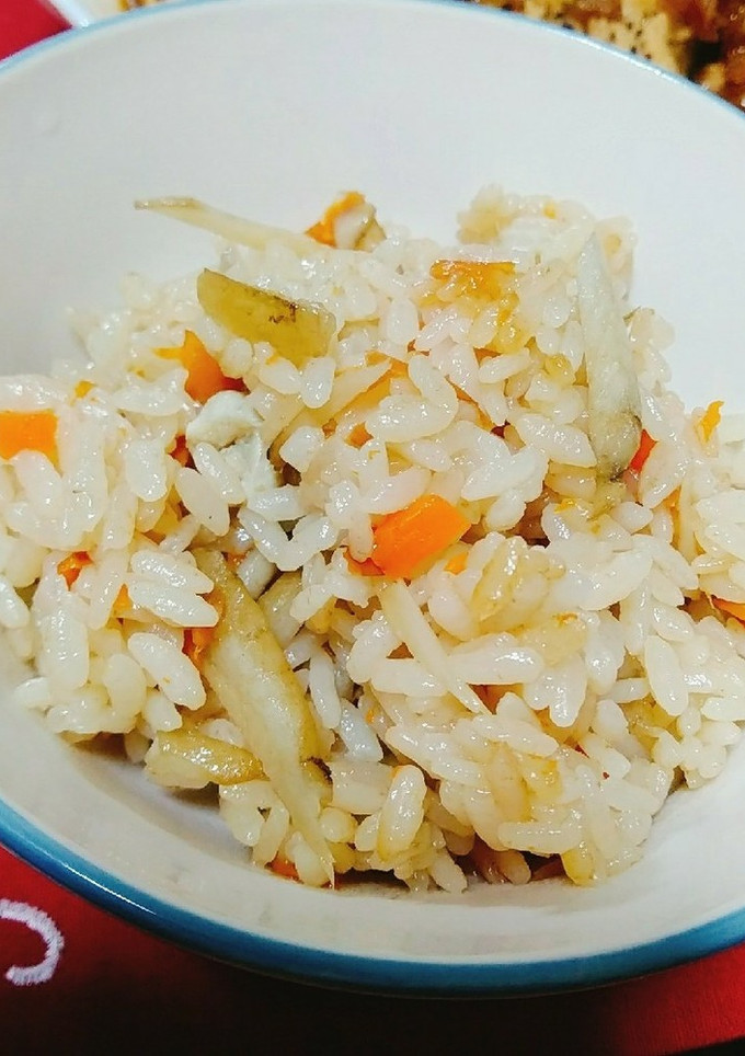 炊飯器で簡単✿鶏皮ごぼう炊き込みご飯-レシピのメイン写真