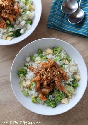 ピリ辛ポークのブロッコリー焼き飯-レシピのメイン写真