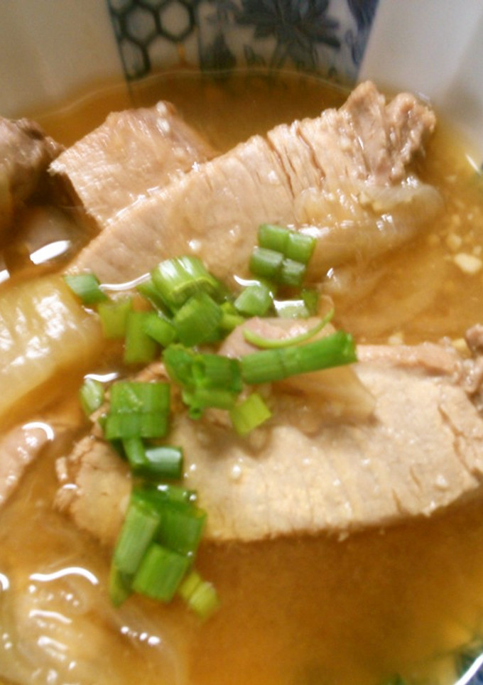 簡単！かつおと玉ねぎのにんにく和風煮込み-レシピのメイン写真