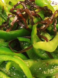超簡単!ピーマンと塩昆布炒め-レシピのメイン写真