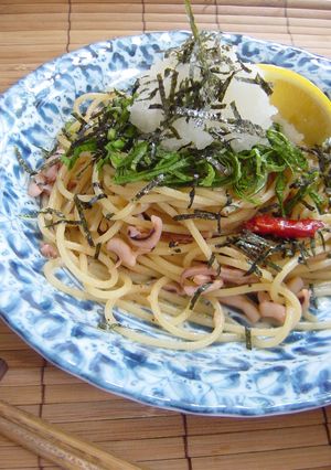 夏にイカが？さっぱり☆塩辛パスタ-レシピのメイン写真