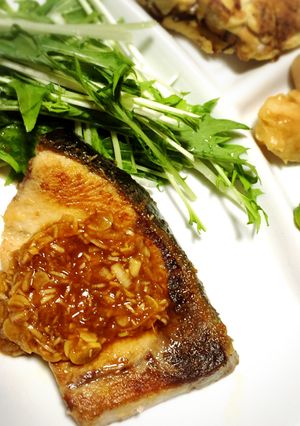 ブリのソテー(香味ソース掛け)-レシピのメイン写真