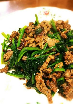 牛肉とほうれん草の炒め物-レシピのメイン写真