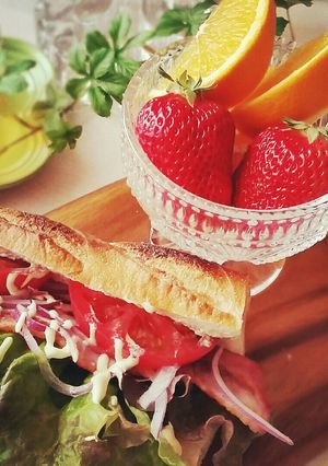 オリーブ好き❤のＢＬＴバゲットサンド♪-レシピのメイン写真