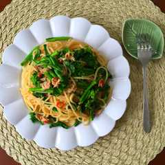 รูปของ 菜の花とツナのピリ辛和風パスタ