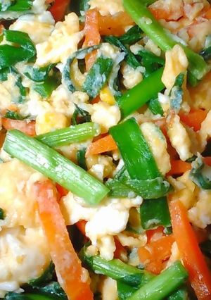 ニラと玉子と人参の炒め物【醤油味】-レシピのメイン写真