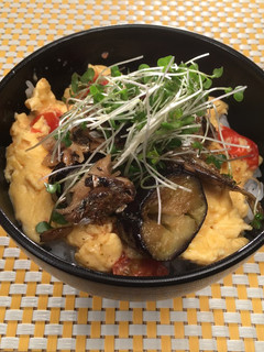 トマ玉サーディン丼-レシピのメイン写真