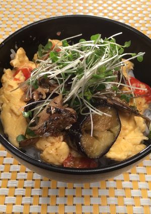 トマ玉サーディン丼-レシピのメイン写真