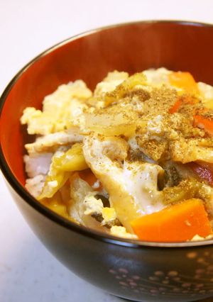 春キャベツの煮物リメイク・卵とじ丼-レシピのメイン写真
