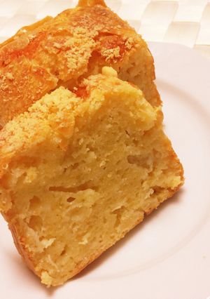 簡単！具はチーズだけのケークサレ-レシピのメイン写真