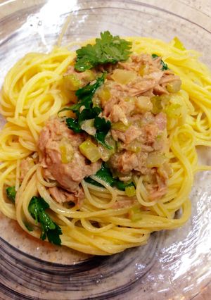 ツナとセロリのオリーブオイルパスタ-レシピのメイン写真