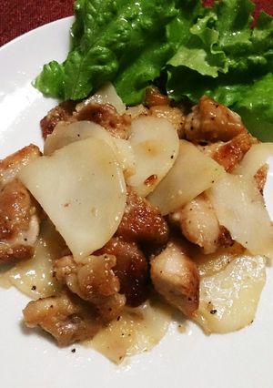 鶏ももとじゃがいものガーリックバター焼き-レシピのメイン写真