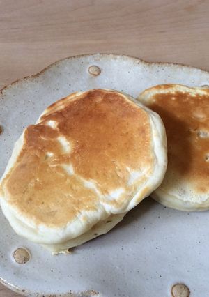 朝食にも◎レーズンとバナナのパンケーキ-レシピのメイン写真