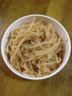 【もやしニンニク】 簡単♪もやし・ニラの豚肉にんにく炒め by KATiiE