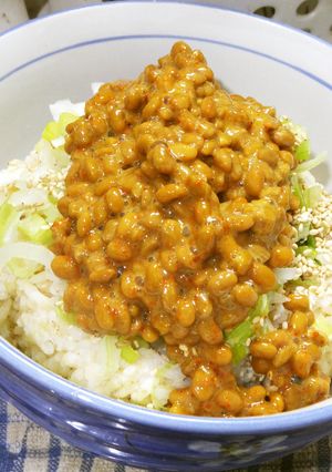 “アカン”くない飯：白炒りゴマの納豆ご飯-レシピのメイン写真