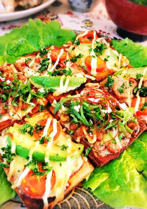 高野豆腐をピザ生地代わりに！高野豆腐ピザ-レシピのメイン写真