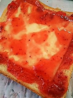 ホット☆ジャムのせチーズトースト-レシピのメイン写真