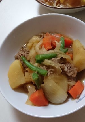 ☆レンジで時短☆牛豚挽き肉で肉じゃが-レシピのメイン写真