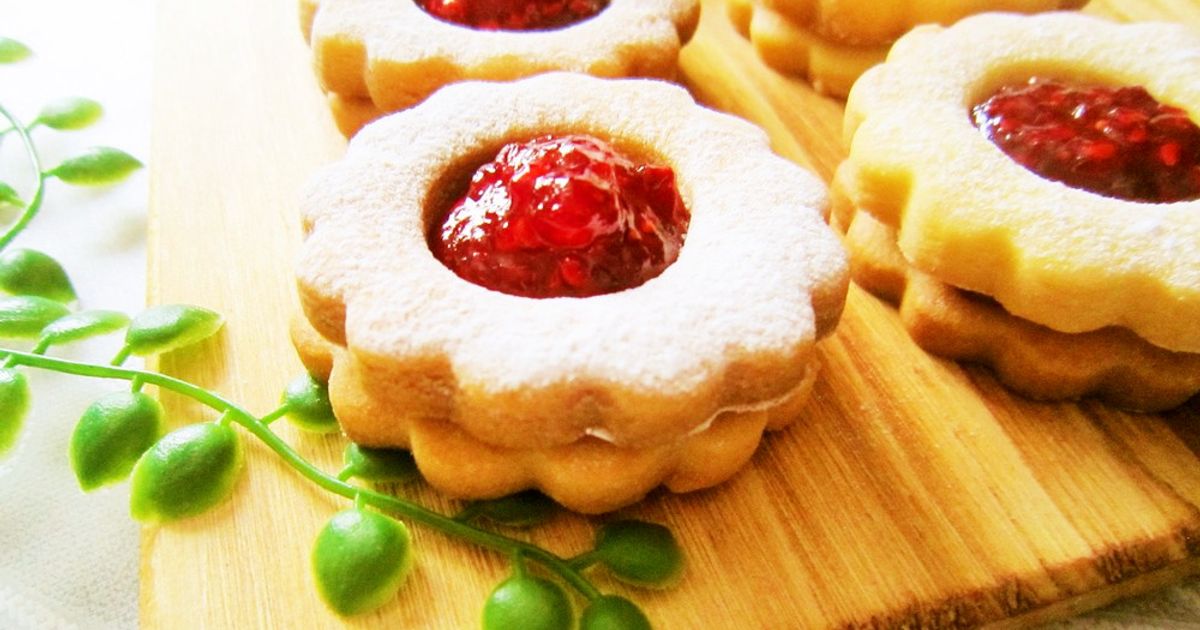 専用ページ ジャムサンドクッキー 手づくりクッキー 焼き菓子 ジャムサンドクッキー4点セットー【クッキー型】 | mielikoitto