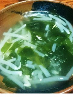 簡単美味しい◎もやしとワカメのみそ汁-レシピのメイン写真