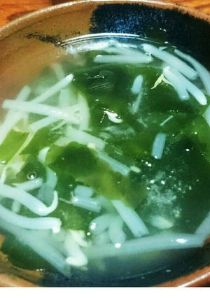 簡単美味しい◎もやしとワカメのみそ汁-レシピのメイン写真