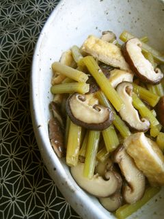 フキとキノコとしっとりあげの炒め煮-レシピのメイン写真