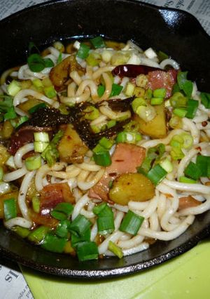 イシスキでアヒージョ･オイルの焼きうどん-レシピのメイン写真