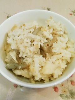 きのこが香る~♪簡単!炊き込みご飯-レシピのメイン写真