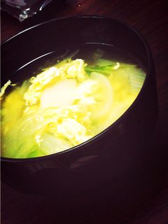 卵・白菜・玉ねぎコンソメスープ-レシピのメイン写真