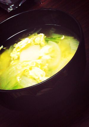 卵・白菜・玉ねぎコンソメスープ-レシピのメイン写真