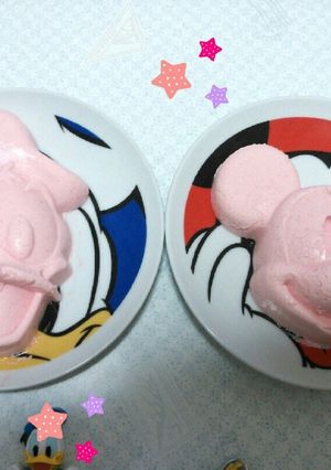 キャラクター型いちごヨーグルトムース-レシピのメイン写真