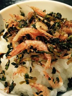 セロリの葉と桜海老のふりかけ-レシピのメイン写真