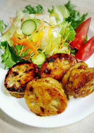 ☆蓮根ﾊﾞｰｸﾞ~照り焼きｿｰｽ~☆-レシピのメイン写真
