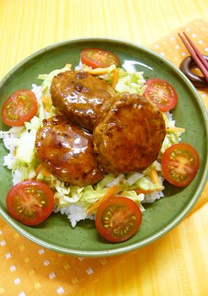 照り焼きハンバーグとコールスローの丼-レシピのメイン写真