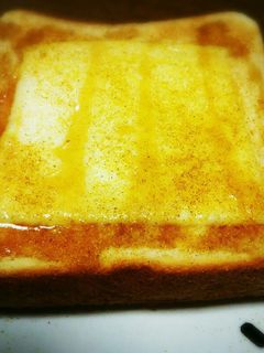 超簡単!カレーチーズメイプルのトースト-レシピのメイン写真