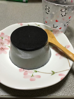 ぷるぷる黒ごまのプリン-レシピのメイン写真