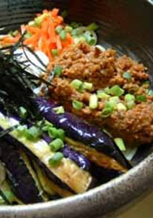ビビンバ風うどん-レシピのメイン写真