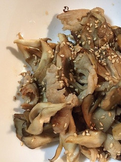 簡単なおかず☆豚と舞茸のカキ油炒め-レシピのメイン写真