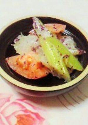 セロリとトマトのゆかりマヨあえ-レシピのメイン写真