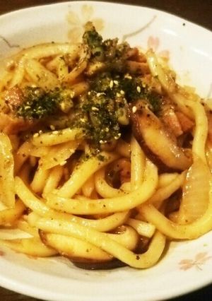 ｳｽﾀｰｿｰｽで簡単焼きうどん☆-レシピのメイン写真