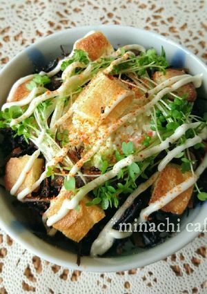 ポテサラとひじき煮のピリ辛マヨ丼-レシピのメイン写真