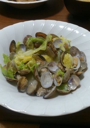 春キャベツであさりの酒蒸し-レシピのメイン写真