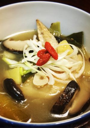 簡単！手羽先(・ω・)薬膳スープ-レシピのメイン写真